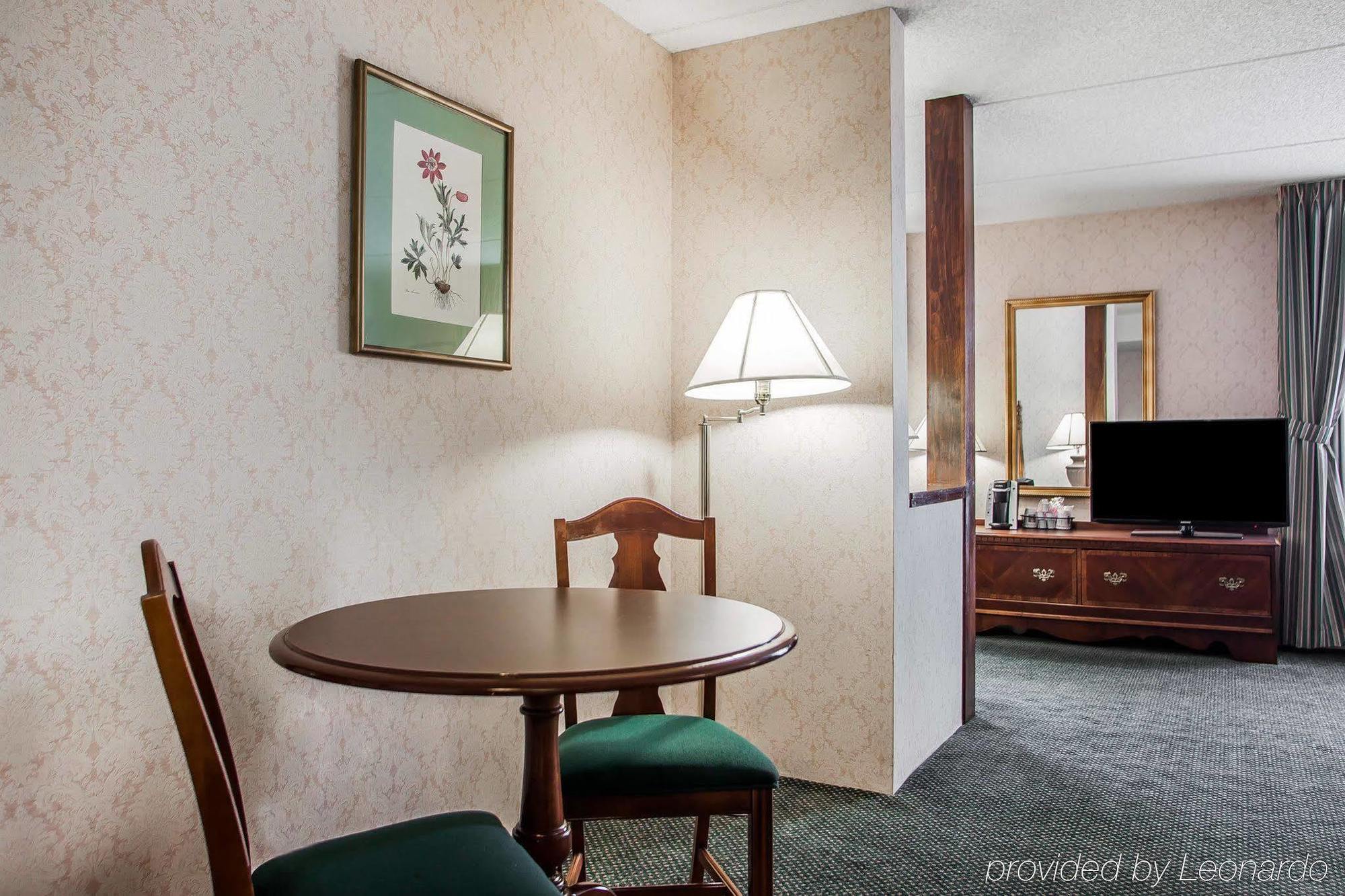 Quality Inn Montgomeryville-Philadelphia Eksteriør billede